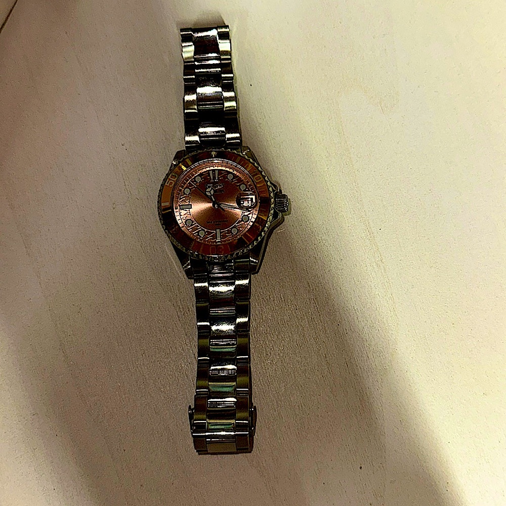 Invicta Woman’s Pro Diver Model #43546 Tritnite™️ NiteGlow 200m Water Resistant